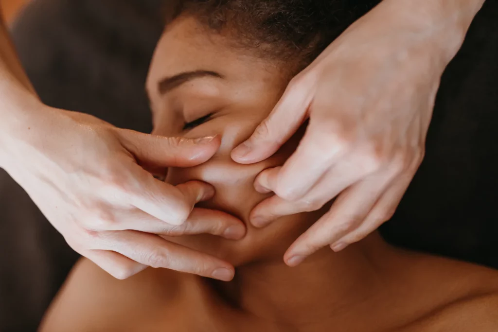 Le massage Kobido : un lifting naturel japonais